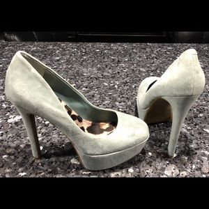 New Jessica Simpson Suede Heels